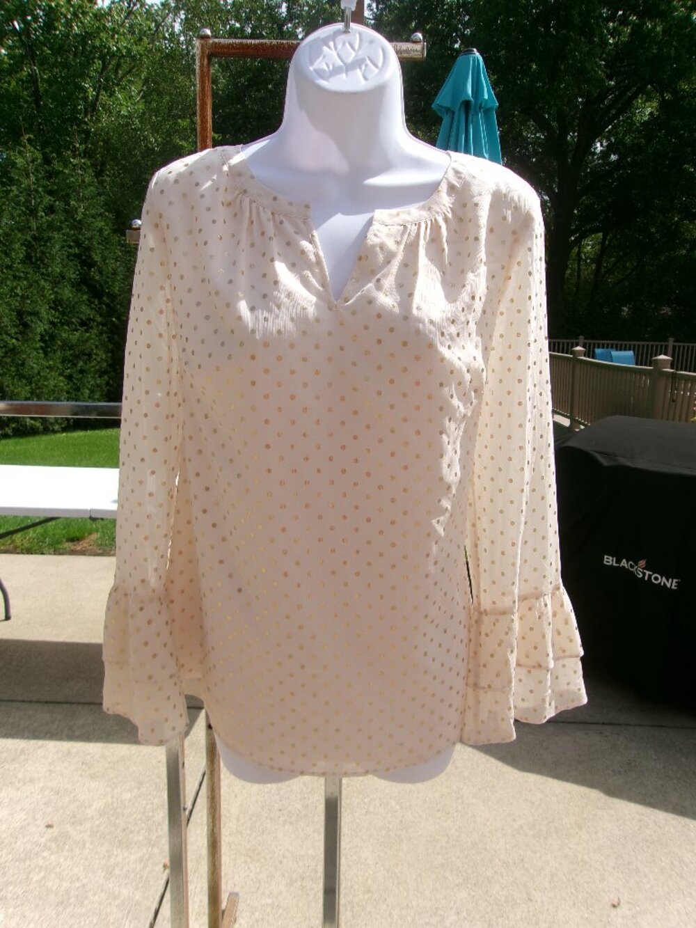 NWOT TALBOTS IVORY&GOLD DOT BLOUSE M